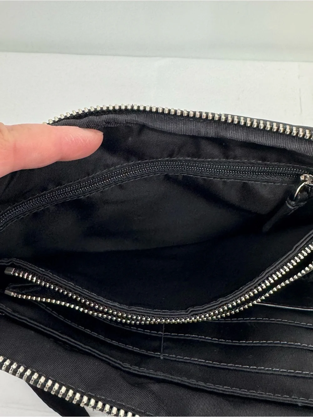 TUMI Belt Bag Fanny Pack Black Nylon Voyageur Adjustable Strap Unisex Adult